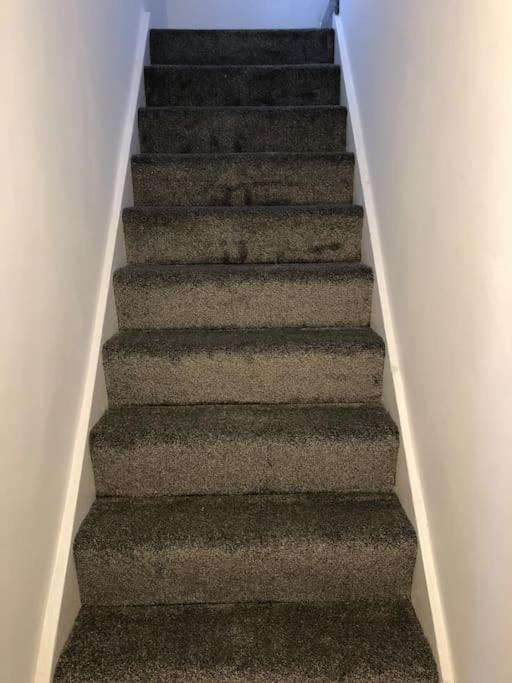 Lovely 3 Bedroom Entire Home With Street Parking - Close To Nec, Bhx Airport - Sleeps 6 Guests Ideal For Contractors & Families Birmingam Exterior foto